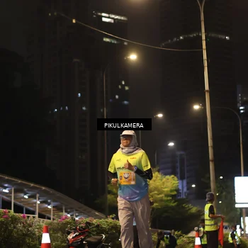 Runner Photo 7090115