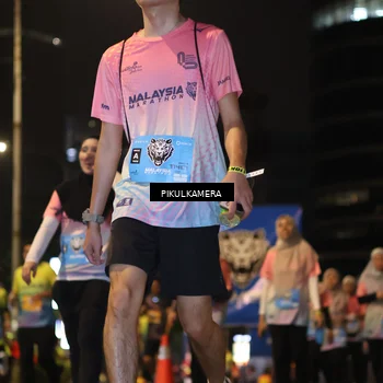 Runner Photo 7090186