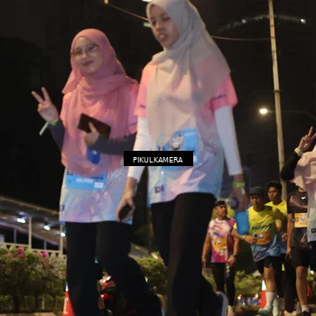 Runner Photo 7090191