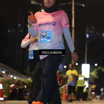 Runner Photo 7090211