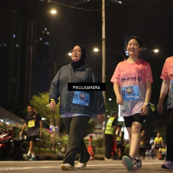 Runner Photo 7090233