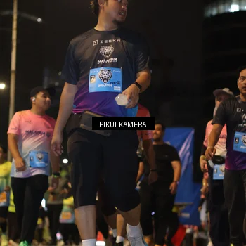 Runner Photo 7090258