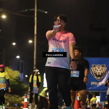 Runner Photo 7090297