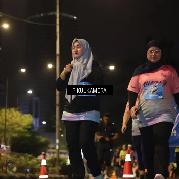 Runner Photo 7090309