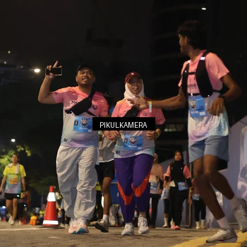 Runner Photo 7090324