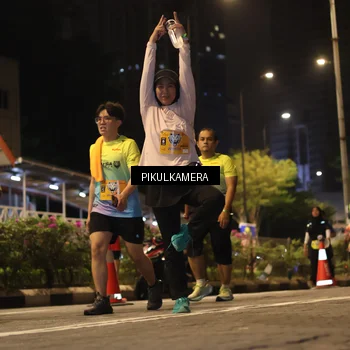 Runner Photo 7090404