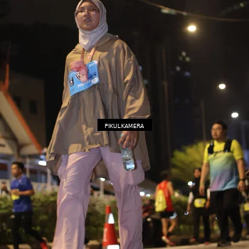 Runner Photo 7090425