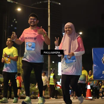 Runner Photo 7090430