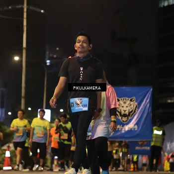 Runner Photo 7090511