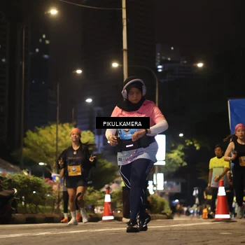 Runner Photo 7090542