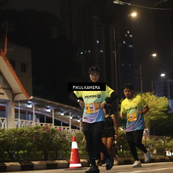 Runner Photo 7090546