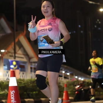 Runner Photo 7090593