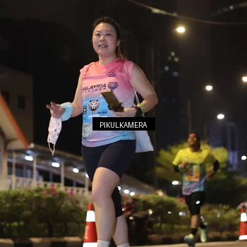 Runner Photo 7090594