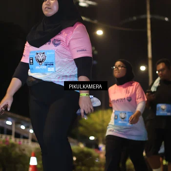 Runner Photo 7090596