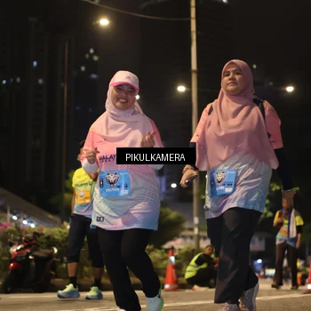 Runner Photo 7090606