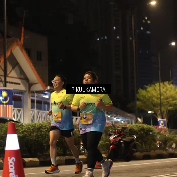 Runner Photo 7090618