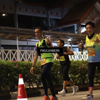 Runner Photo 7090671