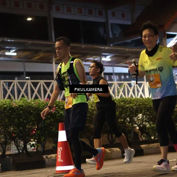 Runner Photo 7090672