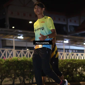 Runner Photo 7090688