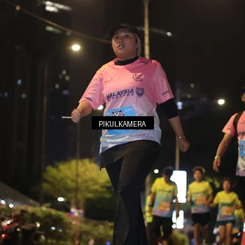 Runner Photo 7090694