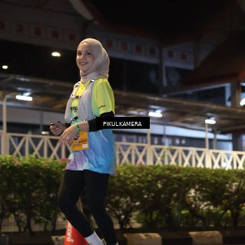 Runner Photo 7090736