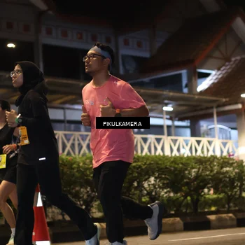 Runner Photo 7090749