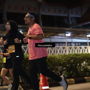 Runner Photo 7090750