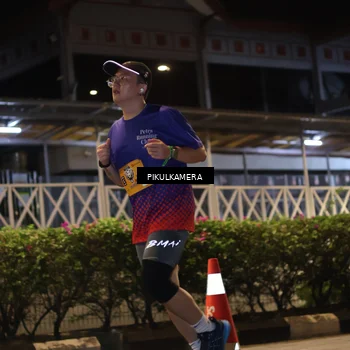 Runner Photo 7090755