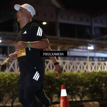 Runner Photo 7090778