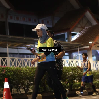 Runner Photo 7090780