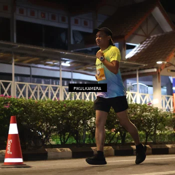 Runner Photo 7090787