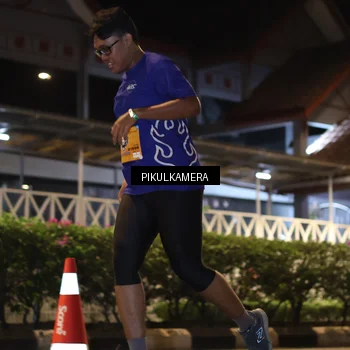 Runner Photo 7090809