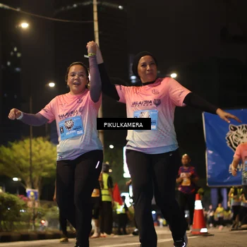 Runner Photo 7090836