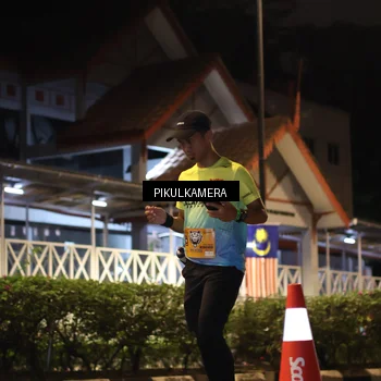 Runner Photo 7090859