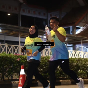 Runner Photo 7090894