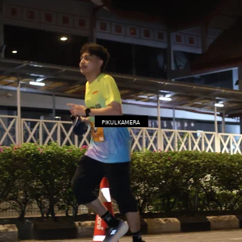 Runner Photo 7090910
