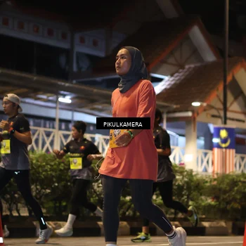 Runner Photo 7090911