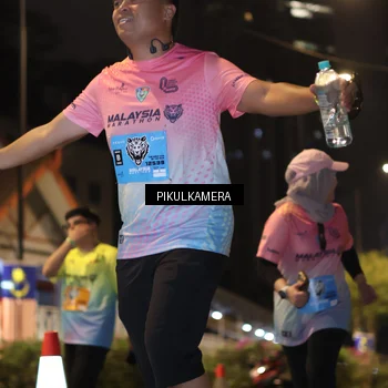 Runner Photo 7090922