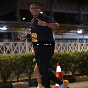 Runner Photo 7090973