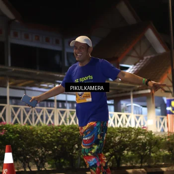 Runner Photo 7091018