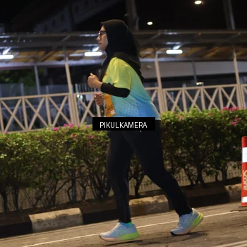 Runner Photo 7091041