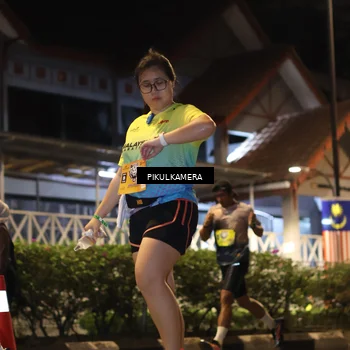 Runner Photo 7091055