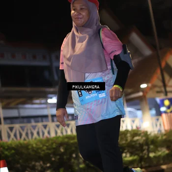 Runner Photo 7091071