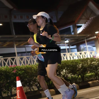 Runner Photo 7091089