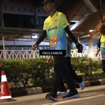 Runner Photo 7091090
