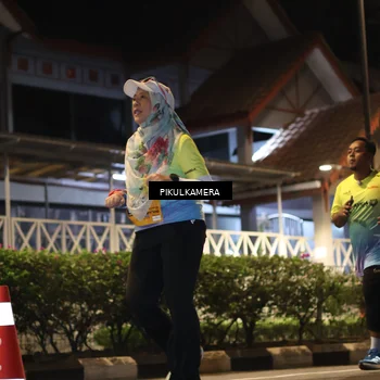 Runner Photo 7091163