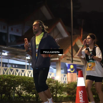 Runner Photo 7091166