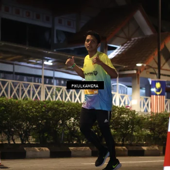Runner Photo 7091294