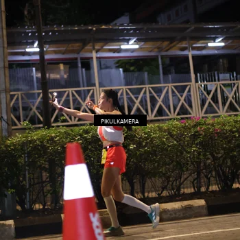 Runner Photo 7091329