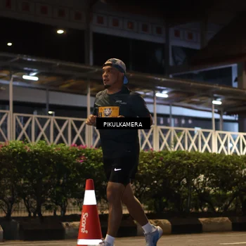 Runner Photo 7091337